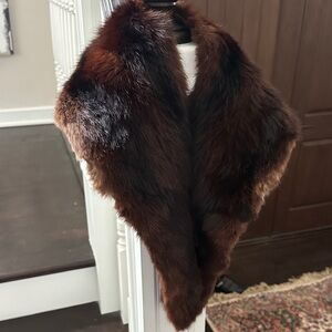 RACOON OVERSIZED FUR WRAP COLLAR